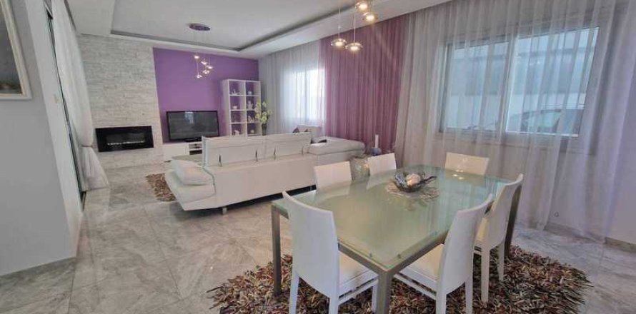 5 bedrooms Villa in Parekklisia, Cyprus No. 30983