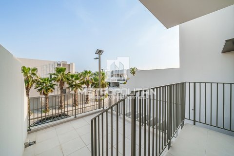 2 bedrooms Townhouse in District 7, UAE No. 9913 1