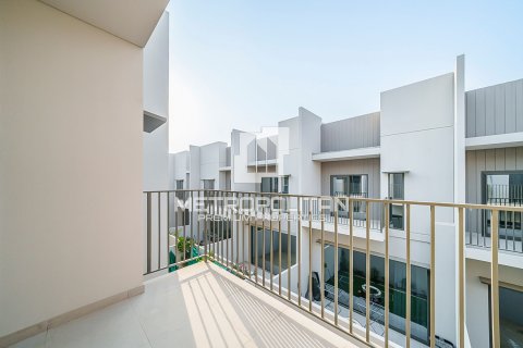 2 bedrooms Townhouse in District 7, UAE No. 9913 14