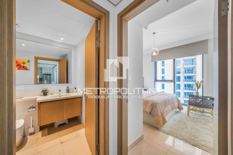 1 dormitorio Apartment en Harbour Views 1, UAE No. 9912 12