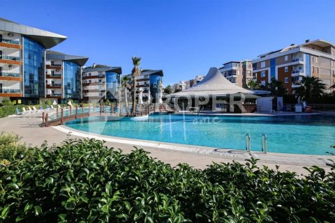 4 rooms Apartment in Konyaalti, Turkey No. 11334 1