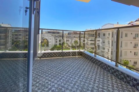 5 rooms Apartment in Konyaalti, Turkey No. 11365 3