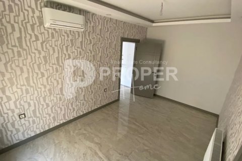 5 rooms Apartment in Konyaalti, Turkey No. 11365 17