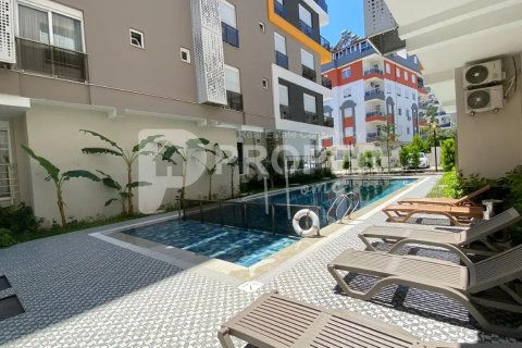 5 rooms Appartement à Konyaalti, Turkey No. 11365 1