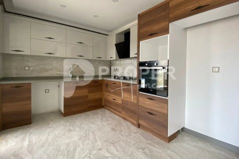 5 rooms Appartement à Konyaalti, Turkey No. 11365 8