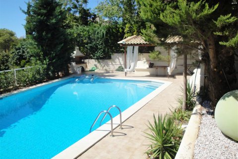 230m² Maisonnette à Voula, Greece No. 60532 18