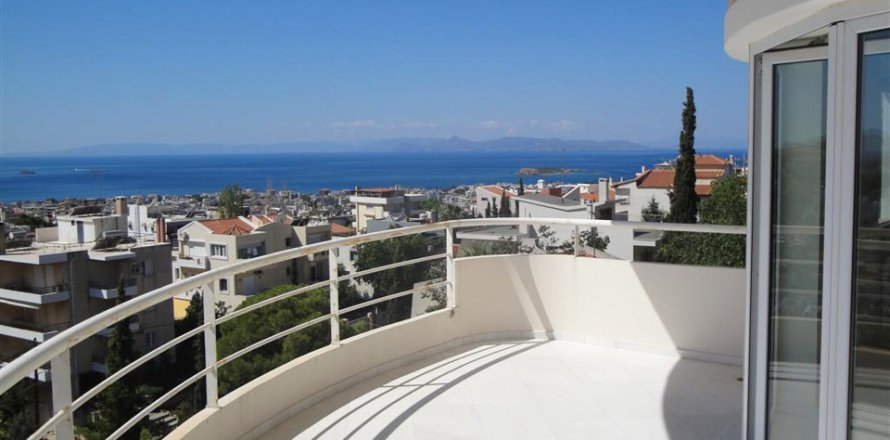 230m² Maisonnette à Voula, Greece No. 60532