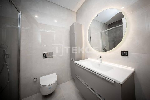 3+1 Apartment in Istanbul, Turkey No. 12251 6