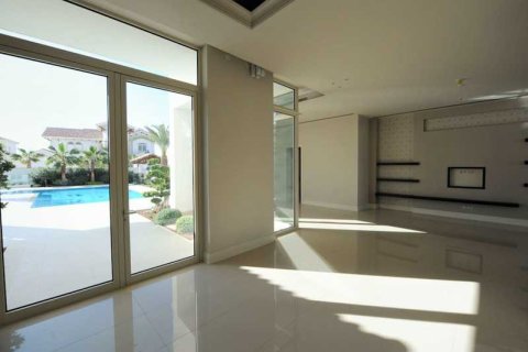 5 dormitorios House en Pervolia, Cyprus No. 74086 10