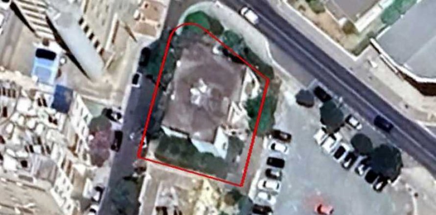 533m² Land in Nicosia, Cyprus No. 71741