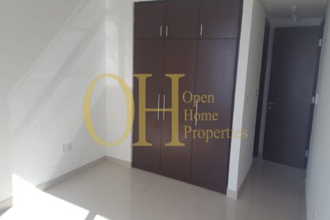 1 bedroom Apartment in Al Reem Island, UAE No. 8618 8