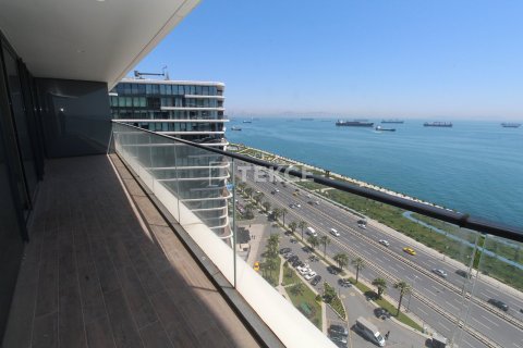 3+1 Apartment in Istanbul, Turkey No. 20759 13