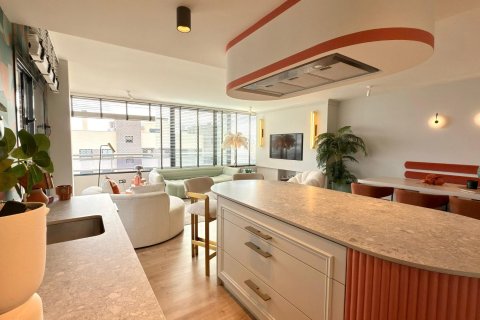 3 bedrooms Penthouse in Alicante, Spain No. 83847 14