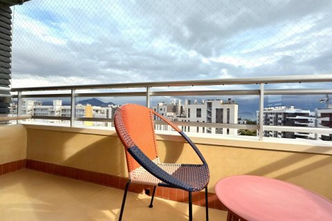 3 bedrooms Penthouse in Alicante, Spain No. 83847 9