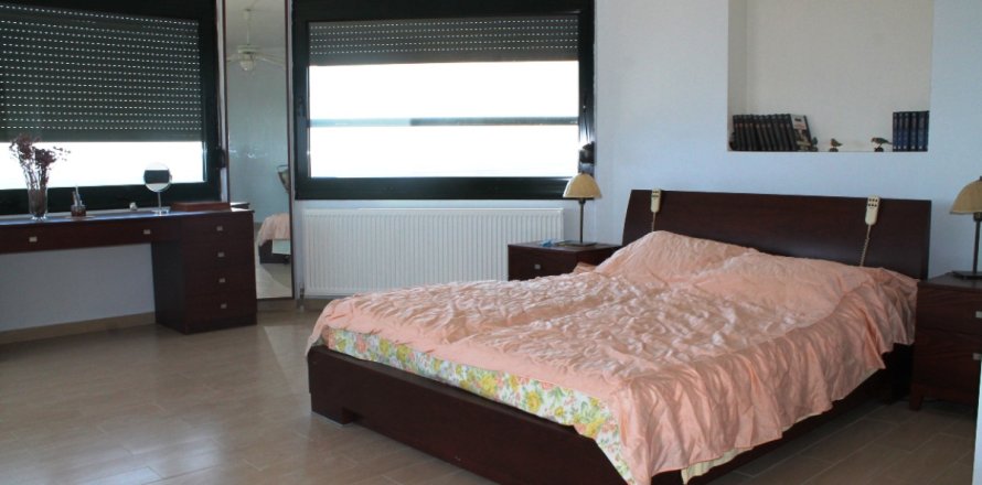 6 bedrooms Villa in Chalkidiki, Greece No. 49399