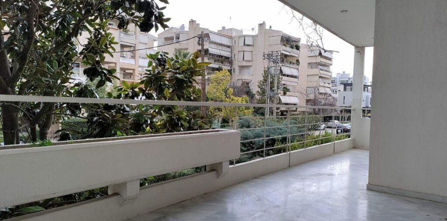 3 bedrooms Apartment in Chalandri, Greece No. 56070