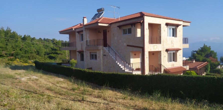 8 dormitorios House en Kalamos, Greece No. 56069