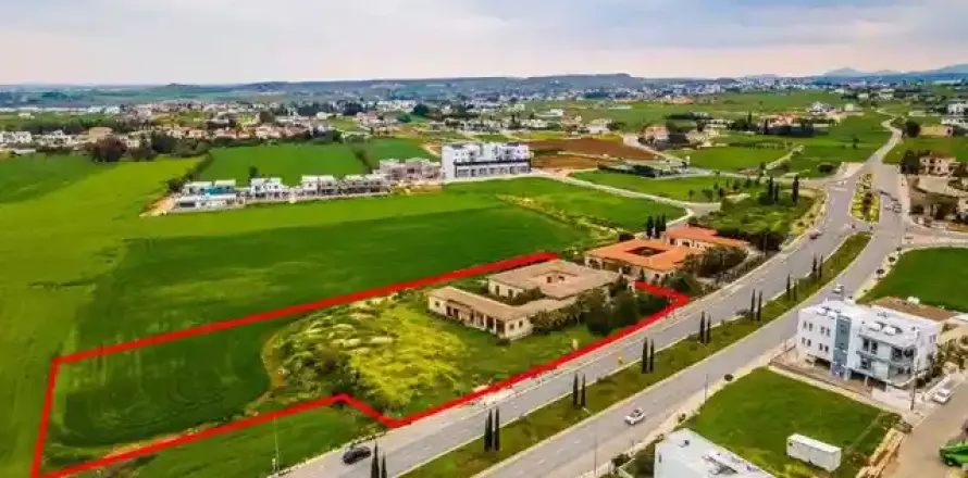 7428m² Land en Nicosia, Cyprus No. 36404