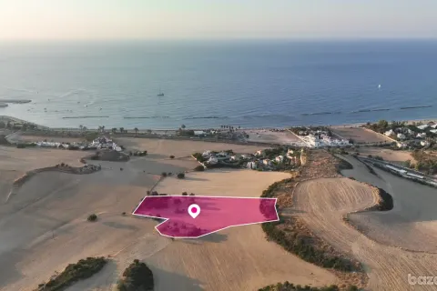 9031m² Land à Paphos, Cyprus No. 36405 1