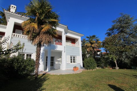 550m² Villa en Panorama, Greece No. 58951 1