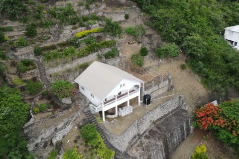 2 chambres Villa à Colihaut, Dominica No. 66270 7