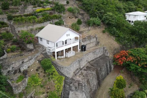 2 chambres Villa à Colihaut, Dominica No. 66270 4