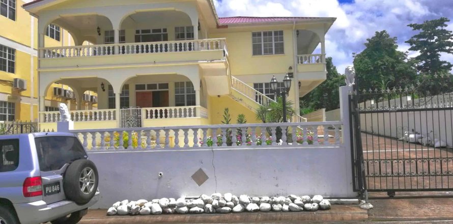 6 dormitorios House en Portsmouth, Dominica No. 66282