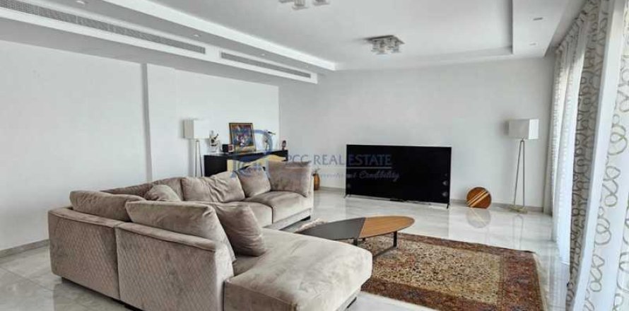 5 dormitorios Apartment en Germasogeia, Cyprus No. 66656