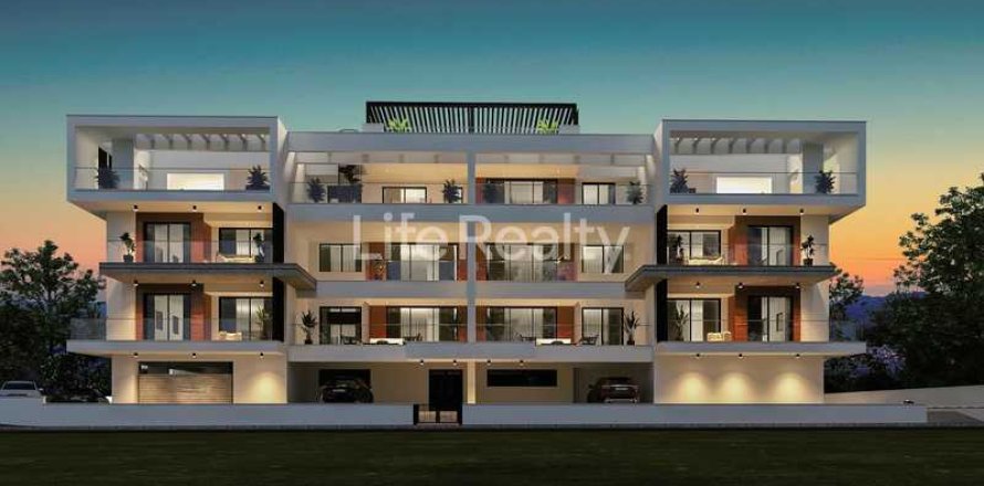 3 bedrooms Apartment in Kato Polemidia, Cyprus No. 45582