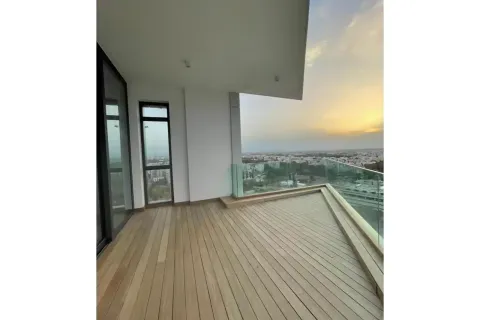 3 bedrooms Penthouse in Nicosia, Cyprus No. 45588 9