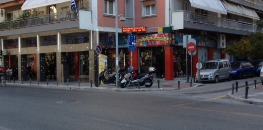 660m² Commercial property en Thessaloniki, Greece No. 49587