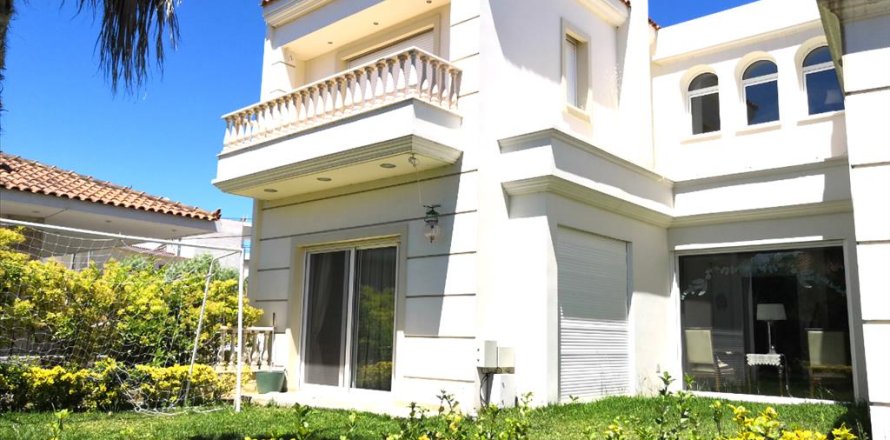 4 bedrooms Villa in Markopoulo Mesogaias, Greece No. 57282