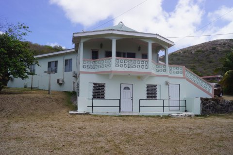 4 bedrooms Villa in Basseterre, Saint Kitts and Nevis No. 61439 1