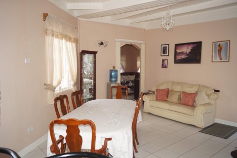 4 bedrooms Villa in Basseterre, Saint Kitts and Nevis No. 61439 11