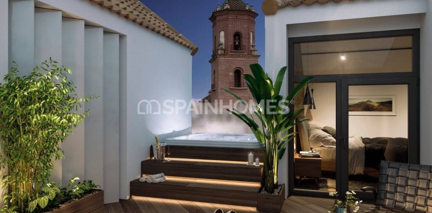 2 bedrooms Penthouse in Malaga, Spain No. 61190