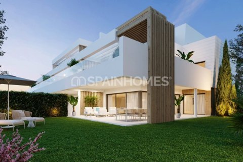 2 chambres Appartement à Estepona, Spain No. 25691 6