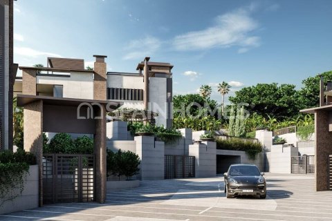 6 bedrooms Villa in Marbella, Spain No. 25690 11