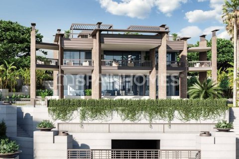 6 bedrooms Villa in Marbella, Spain No. 25690 4