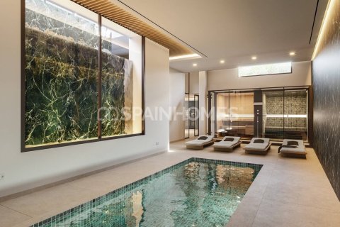 6 chambres Villa à Marbella, Spain No. 25690 24