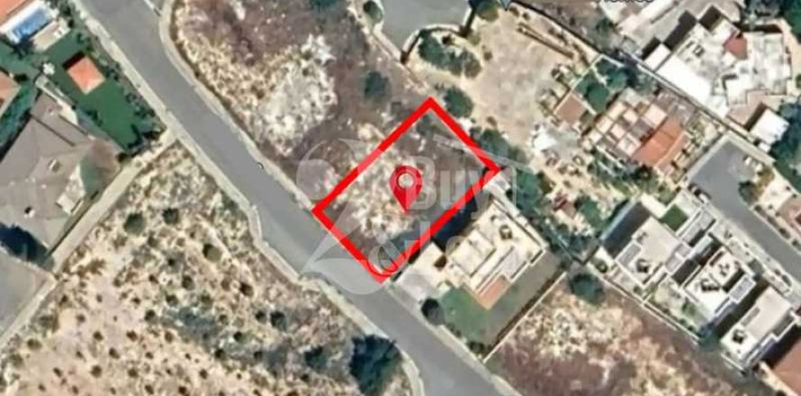 646m² Land in Agios Athanasios, Cyprus No. 64545