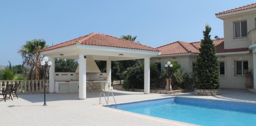 5 dormitorios Villa en Limassol, Cyprus No. 50438