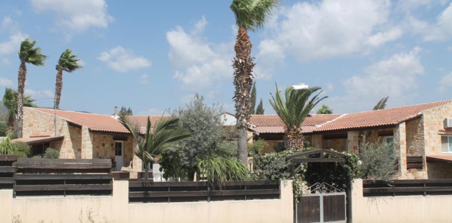 5 dormitorios Villa en Limassol, Cyprus No. 50435