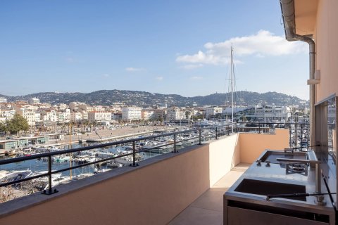 3 dormitorios Apartment en Cannes, France No. 68005 15