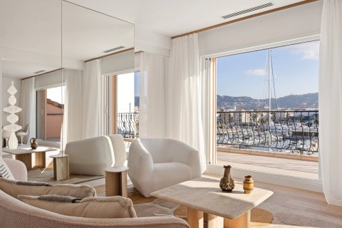 3 dormitorios Apartment en Cannes, France No. 68005 1