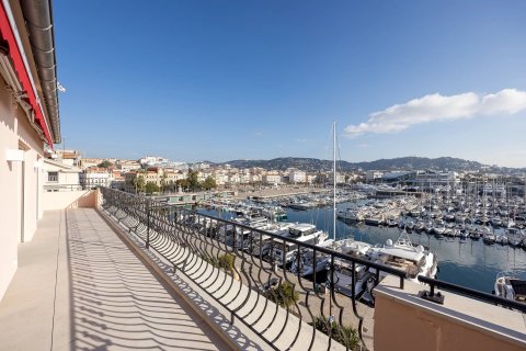 3 dormitorios Apartment en Cannes, France No. 68005 4