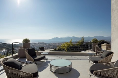 5 dormitorios House en Cannes, France No. 68006 3