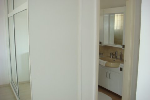 4 bedrooms Apartment in Limassol, Cyprus No. 50041 8