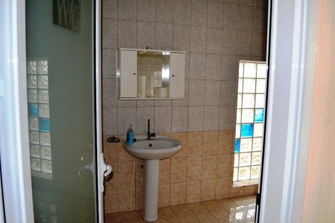 2600m² Negocio en Lagkadas, Greece No. 59984 12