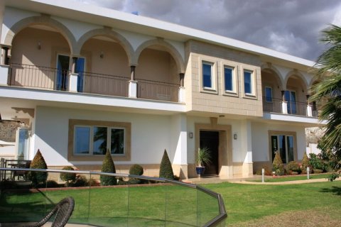 5 bedrooms Villa in Kato Drys, Cyprus No. 37063 2