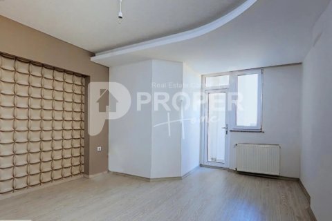 4 rooms Apartment in Konyaalti, Turkey No. 12648 12